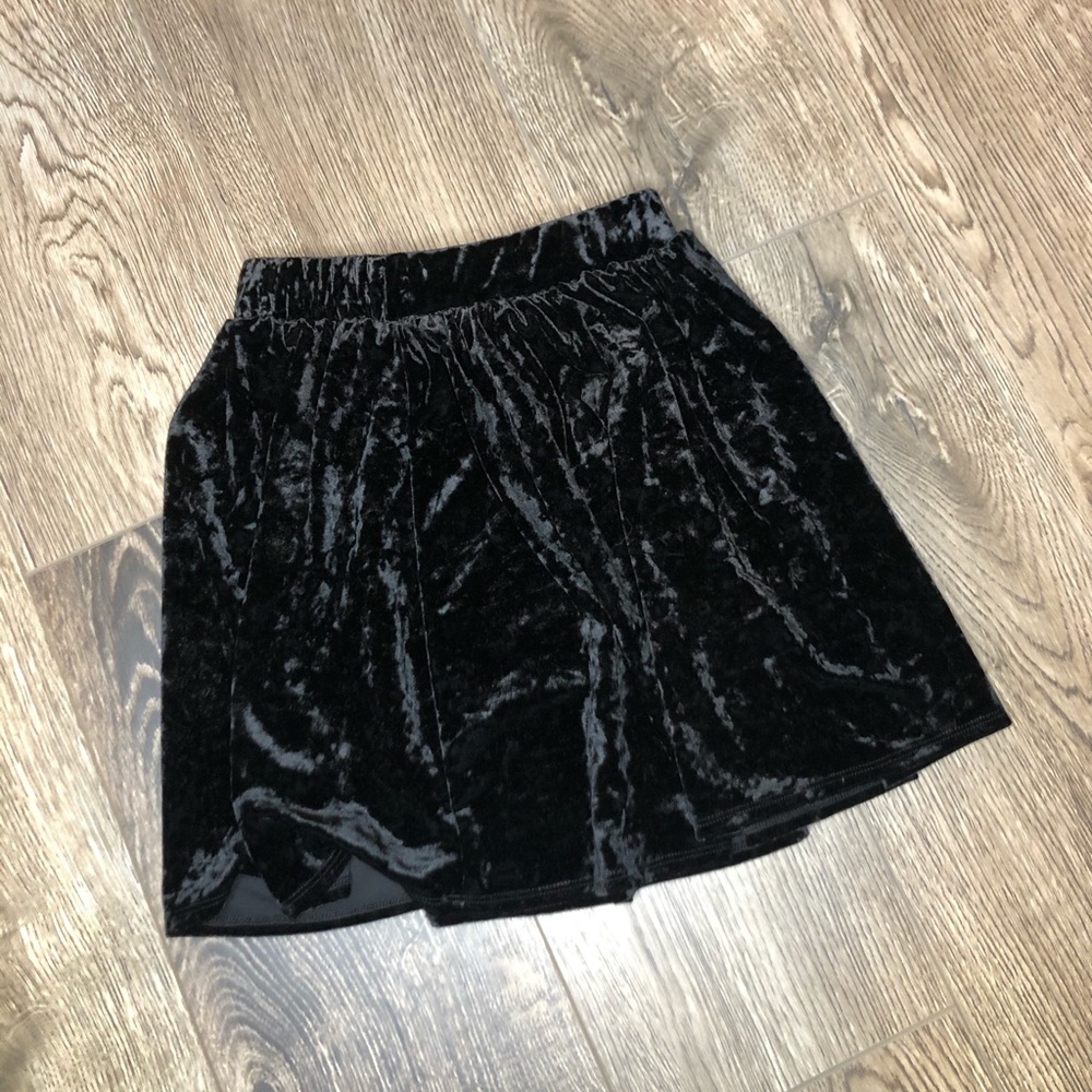 Velvet skirt